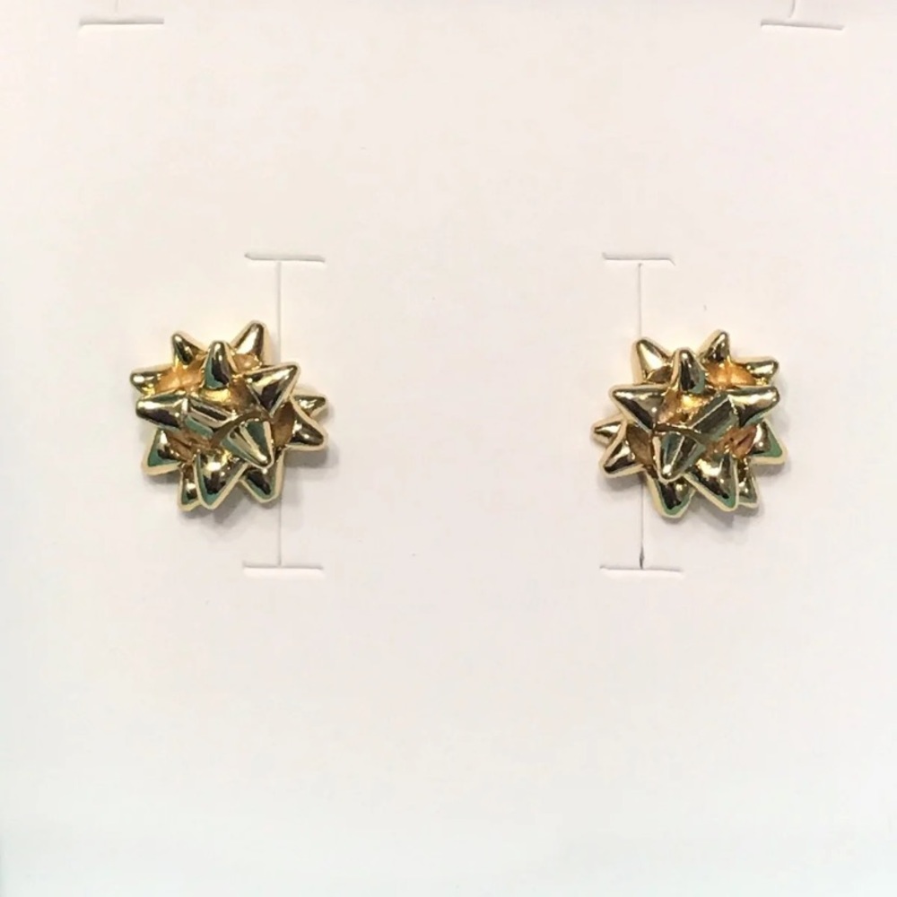 Origami Owl Gold Gift Stud Earrings